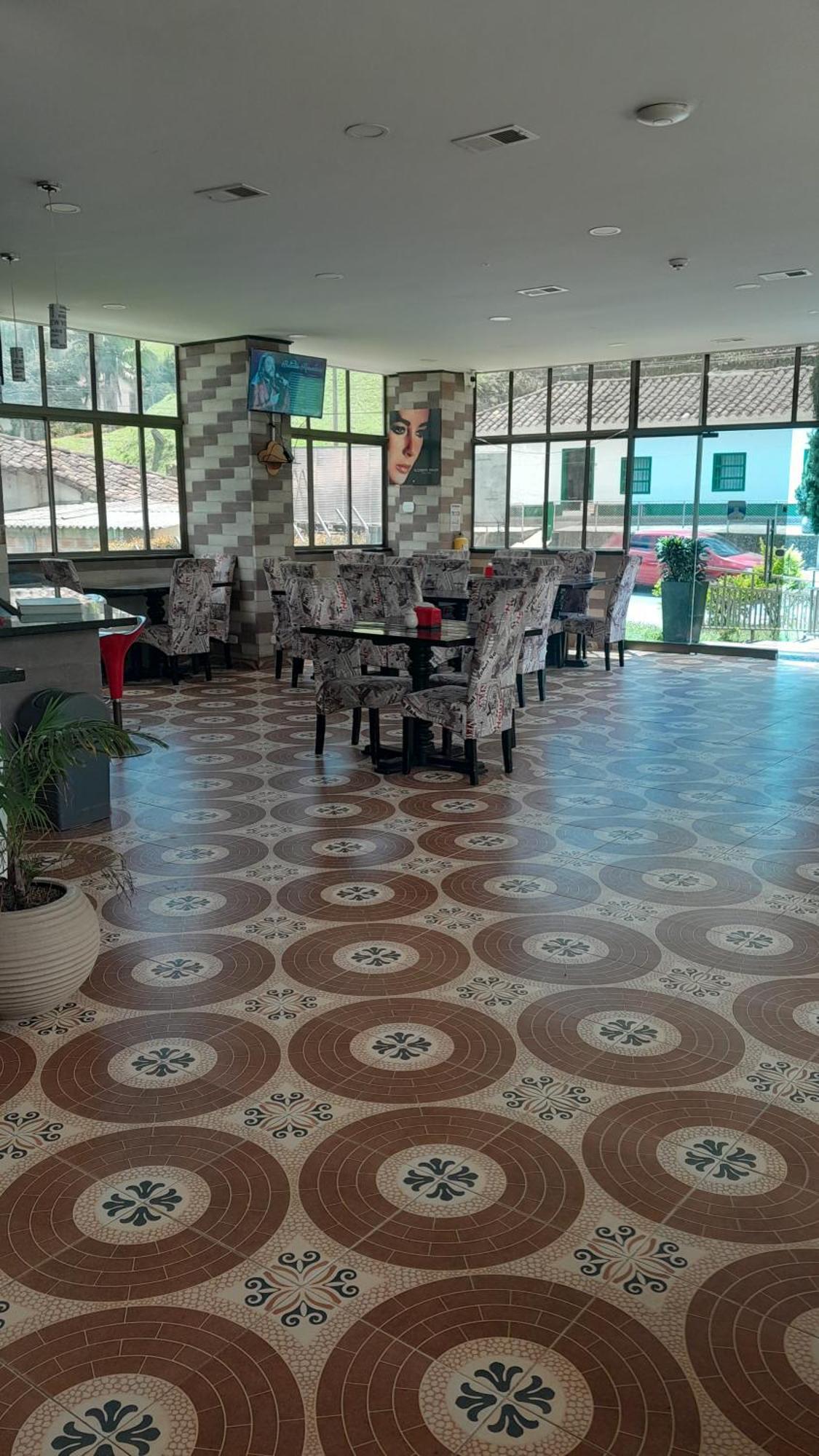 Hollywood Paradise Hotel Rionegro Exterior photo